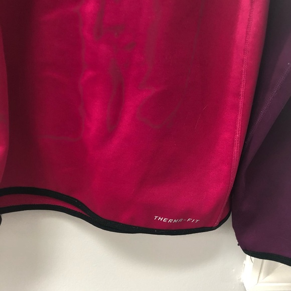 Nike Therma-Fit Hoodie - Picture 6 of 6